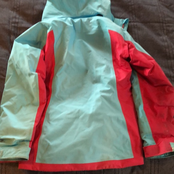 Patagonia Insulated Girls Ski Coat - Picture 7 of 7
